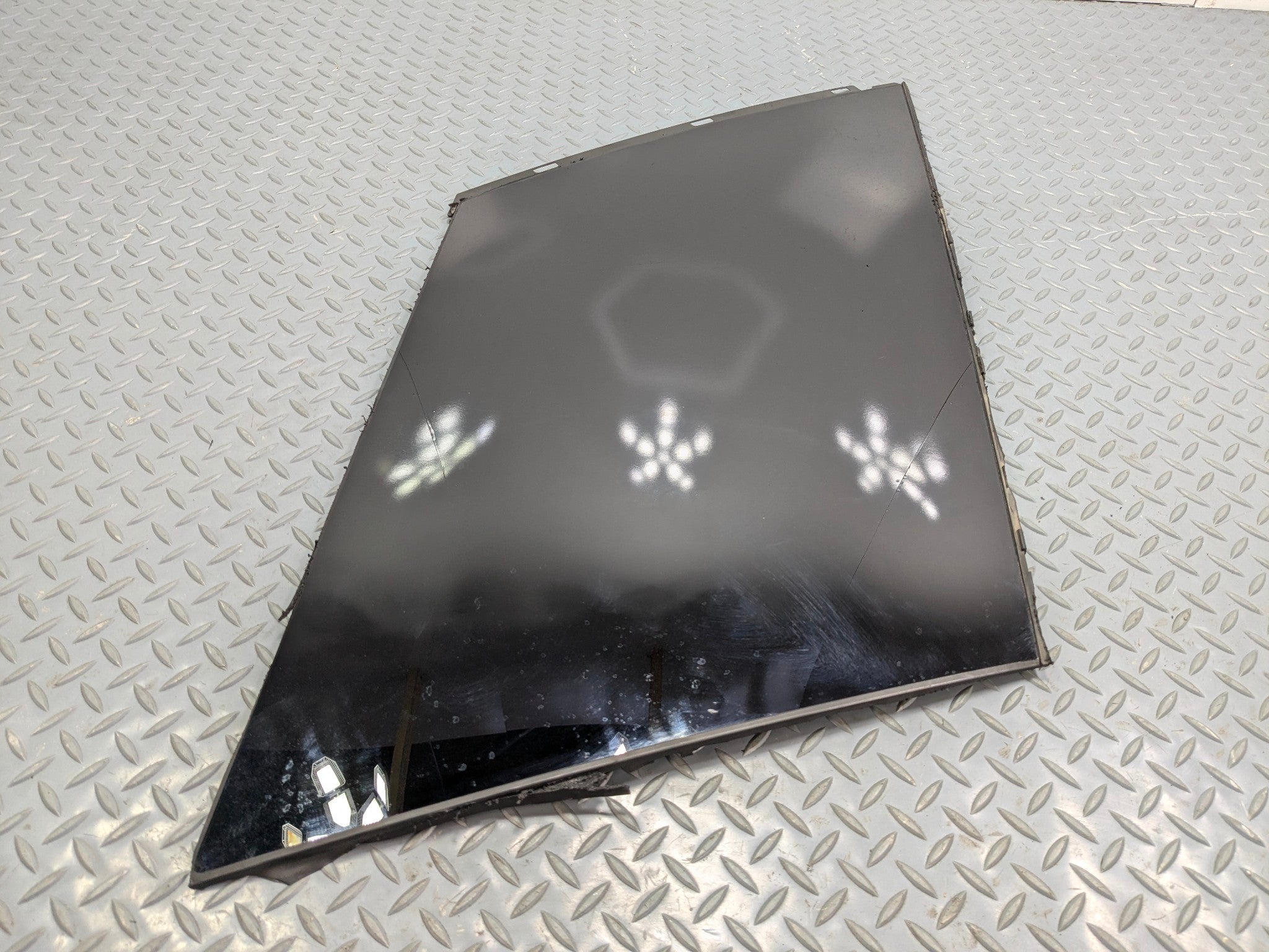2013 -2017 OEM LAND ROVER RANGE ROVER REAR LEFT DRIVER SIDE QUARTER WINDOW GLASS