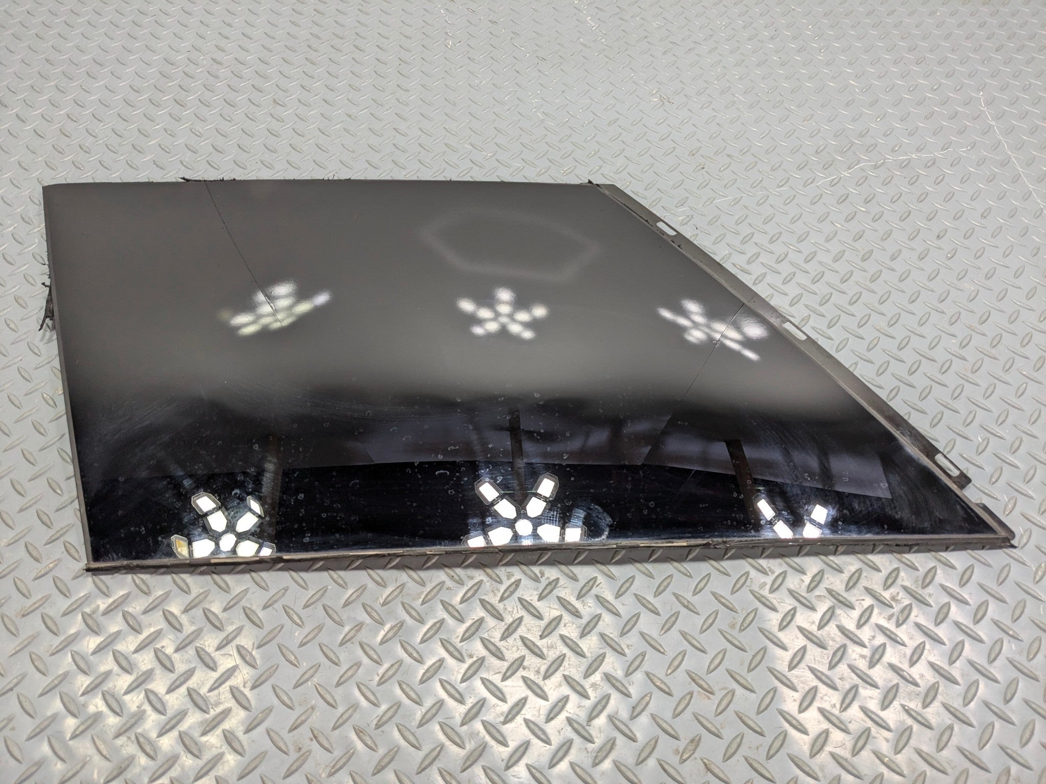 2013 -2017 OEM LAND ROVER RANGE ROVER REAR LEFT DRIVER SIDE QUARTER WINDOW GLASS