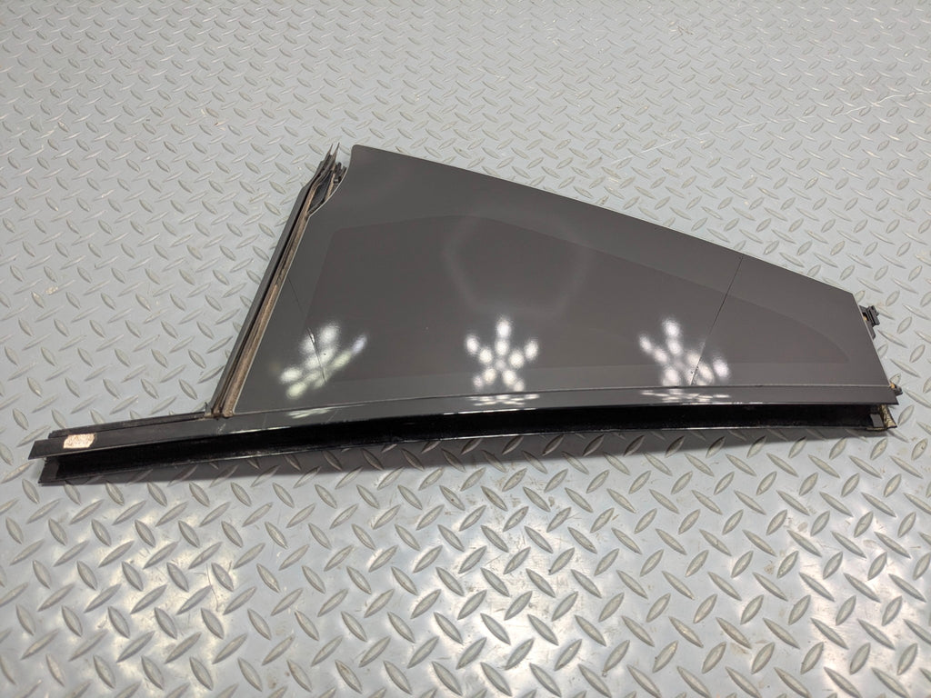 13 -17 OEM LAND ROVER RANGE ROVER REAR RIGHT PASSENGER SIDE VENT WINDOW GLASS