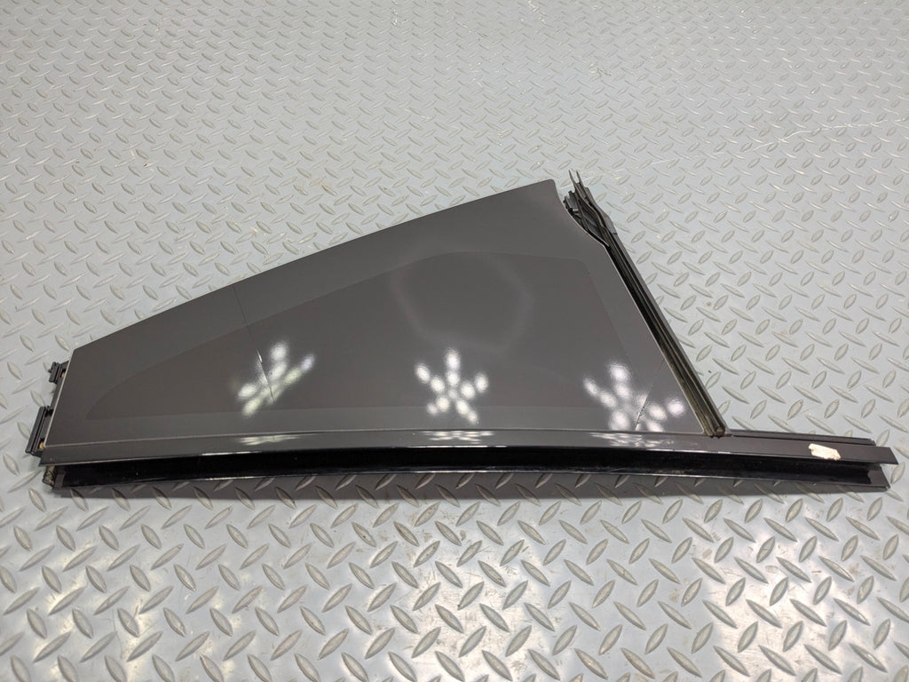 2013 -2017 OEM LAND ROVER RANGE ROVER REAR LEFT DRIVER SIDE VENT WINDOW GLASS