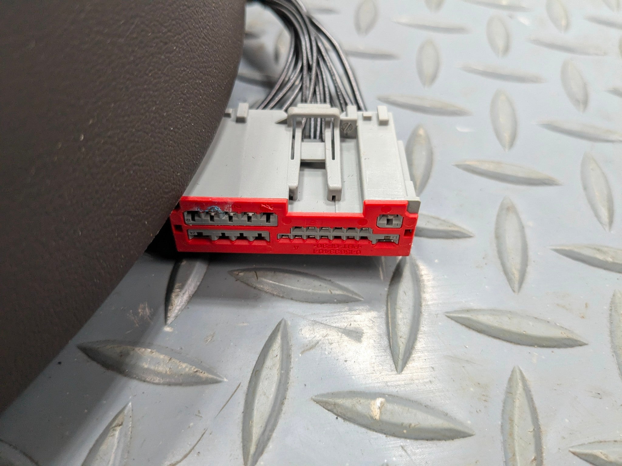 2013 -2017 OEM LAND ROVER RANGE ROVER FRONT RIGHT PASSENGER SIDE DOOR TRIM PANEL