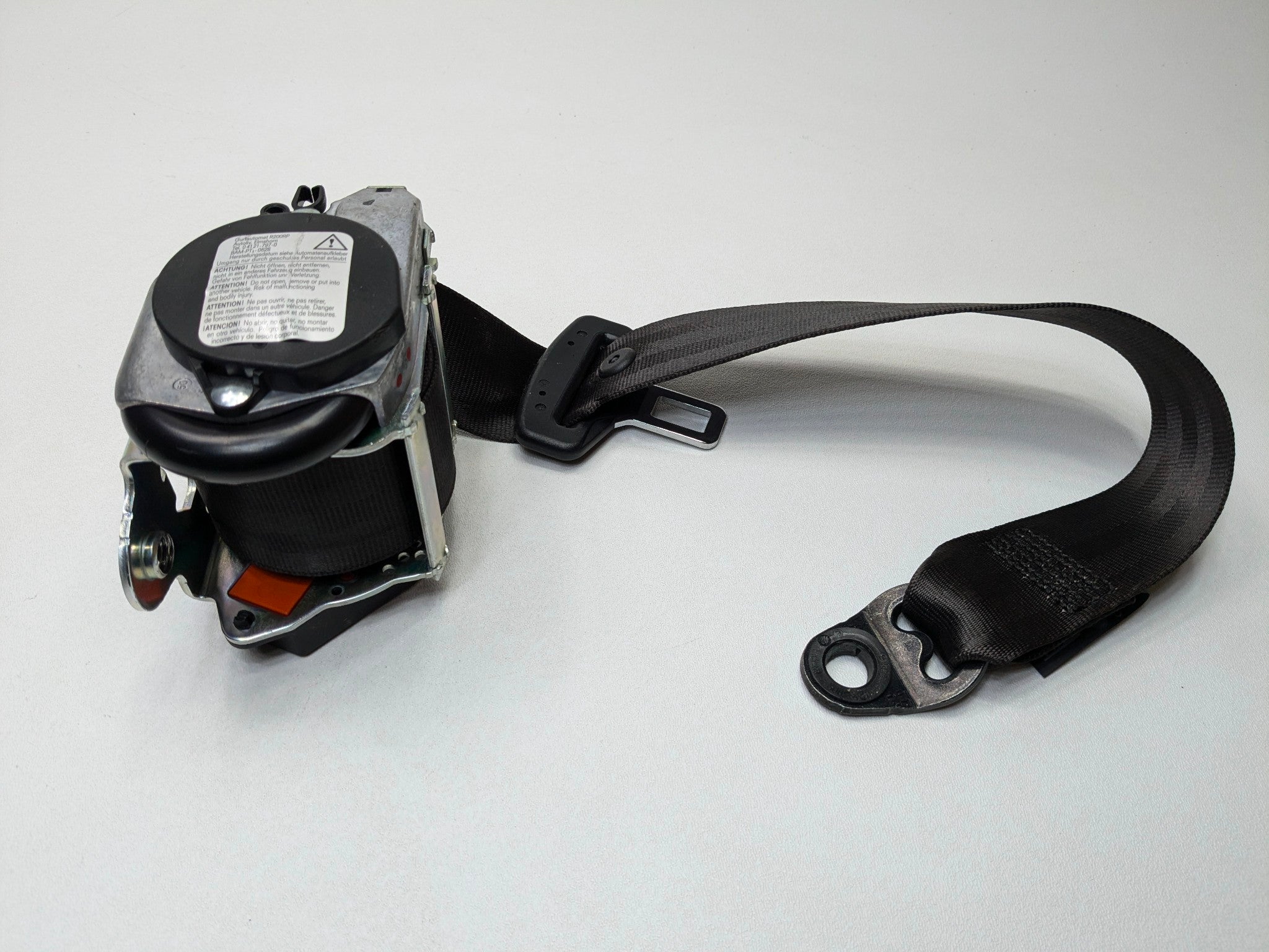 2013 - 2017 OEM LAND ROVER RANGE ROVER REAR LEFT DRIVER SIDE SEAT BELT RETRACTOR