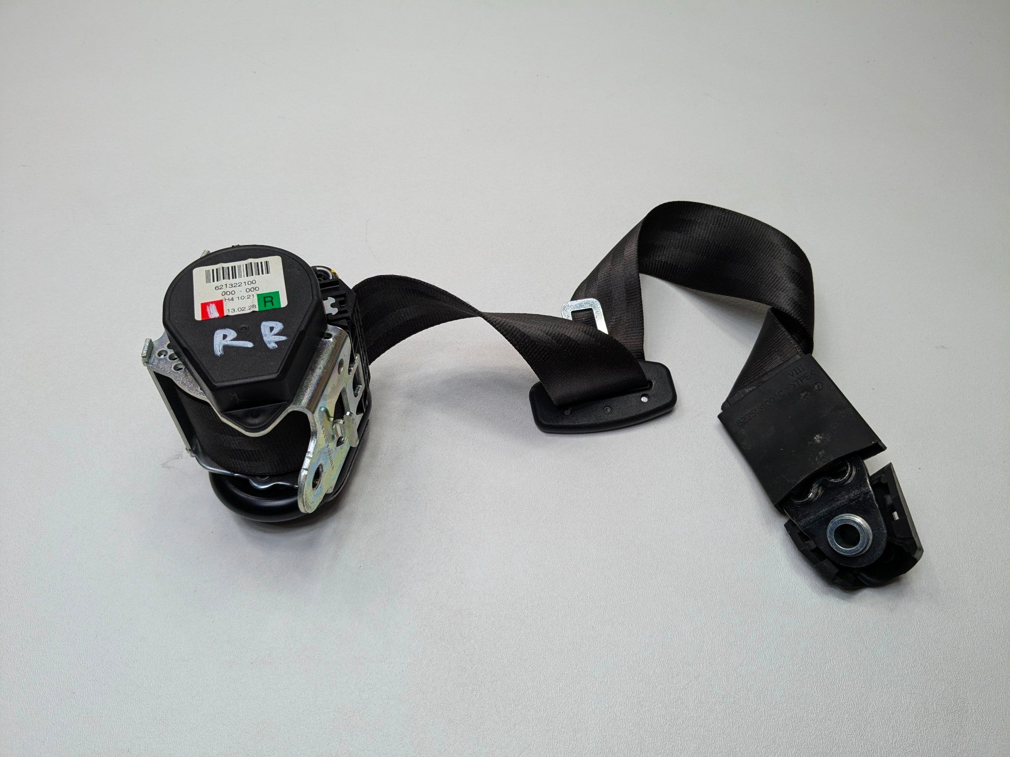 2013 - 2017 OEM LAND ROVER RANGE ROVER REAR RIGHT SIDE SEAT BELT RETRACTOR