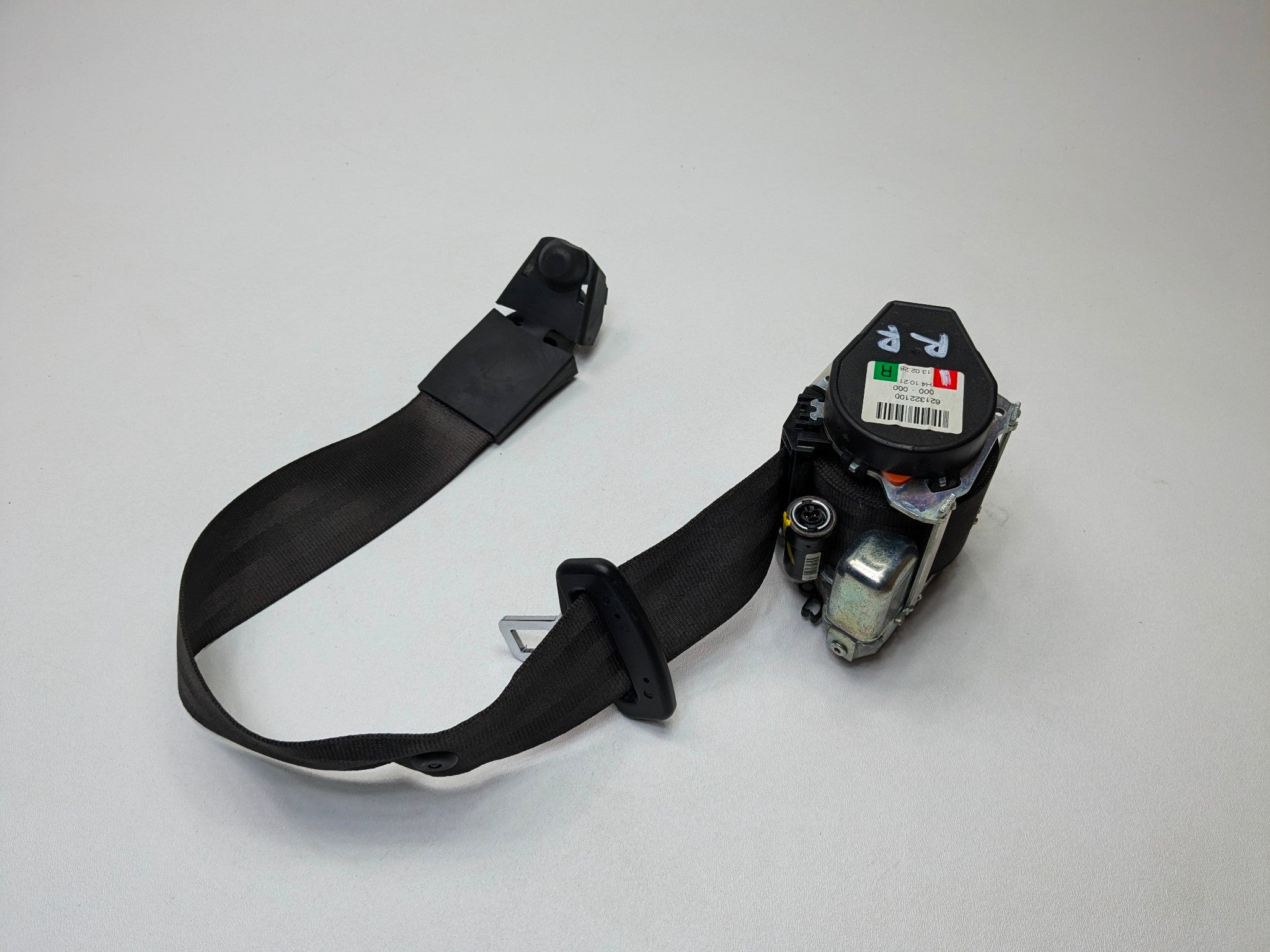 2013 - 2017 OEM LAND ROVER RANGE ROVER REAR RIGHT SIDE SEAT BELT RETRACTOR