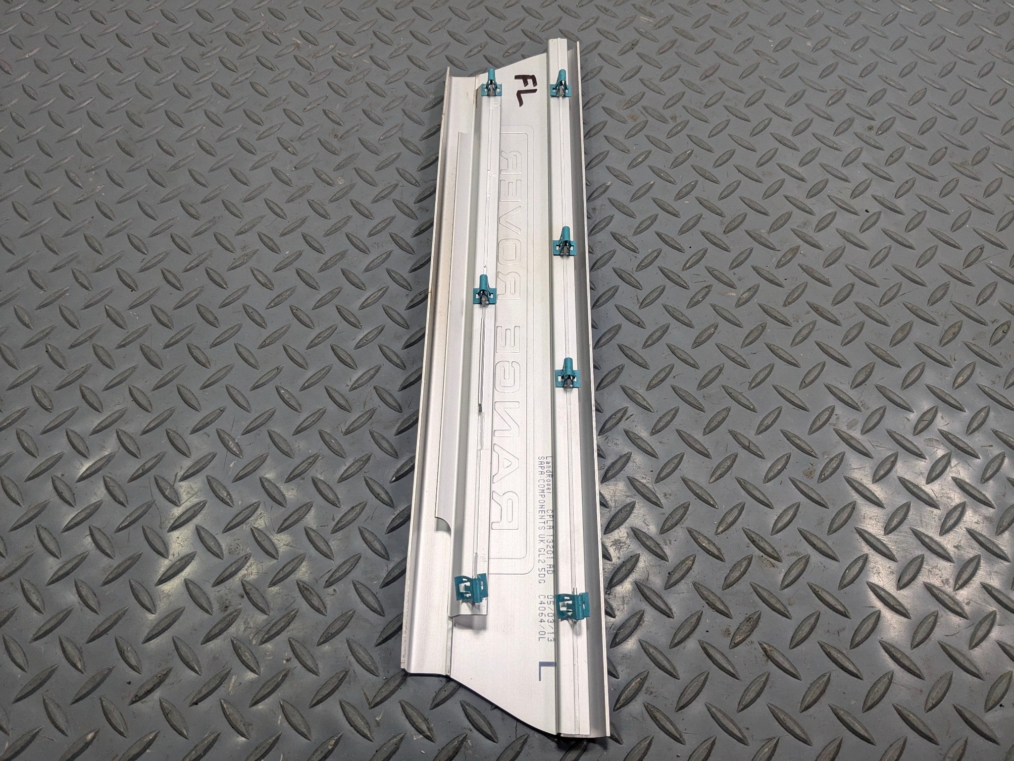 2013 - 2017 OEM LAND ROVER RANGE ROVER FRONT LEFT DRIVER SIDE DOOR SILL PLATE