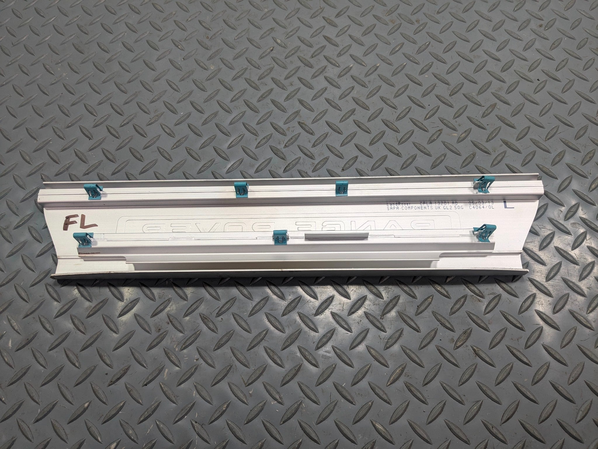 2013 - 2017 OEM LAND ROVER RANGE ROVER FRONT LEFT DRIVER SIDE DOOR SILL PLATE