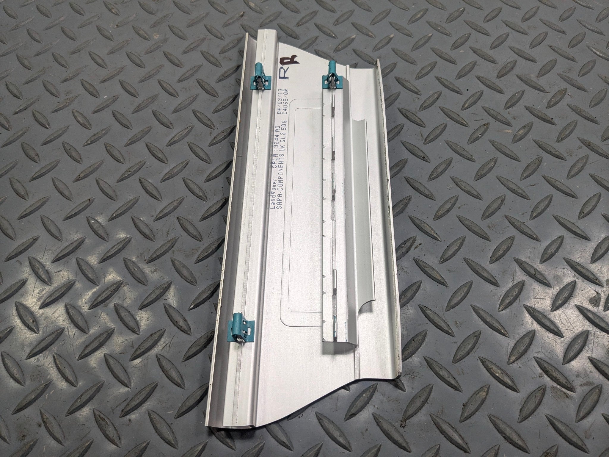 2013 - 2017 OEM LAND ROVER RANGE ROVER REAR RIGHT SIDE DOOR SCUFF SILL PLATE