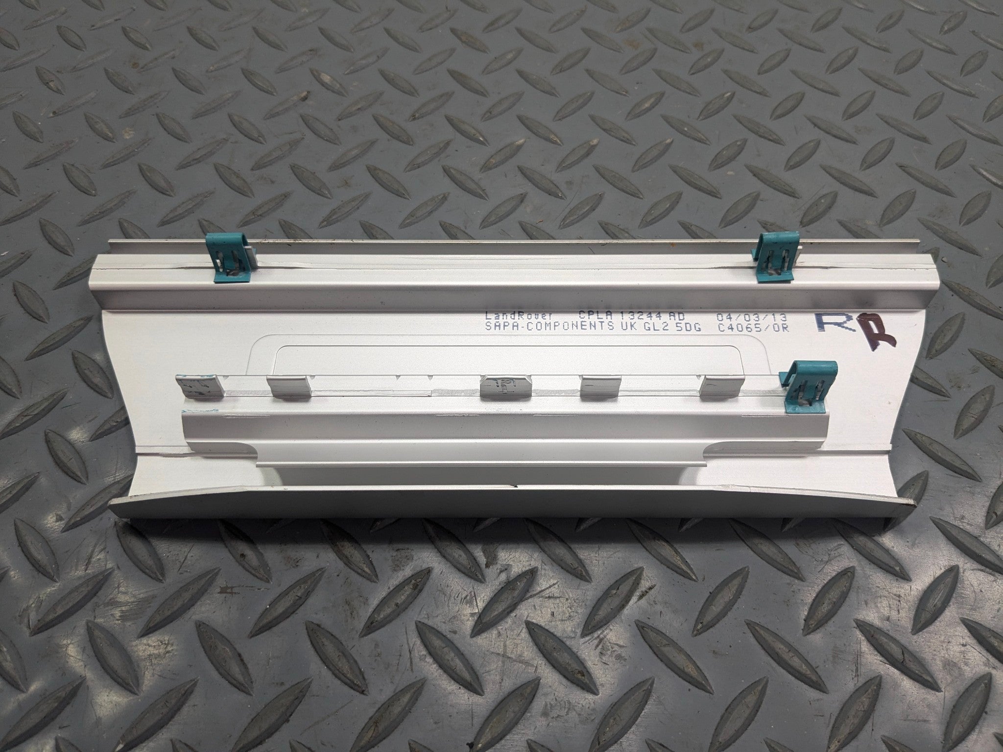 2013 - 2017 OEM LAND ROVER RANGE ROVER REAR RIGHT SIDE DOOR SCUFF SILL PLATE