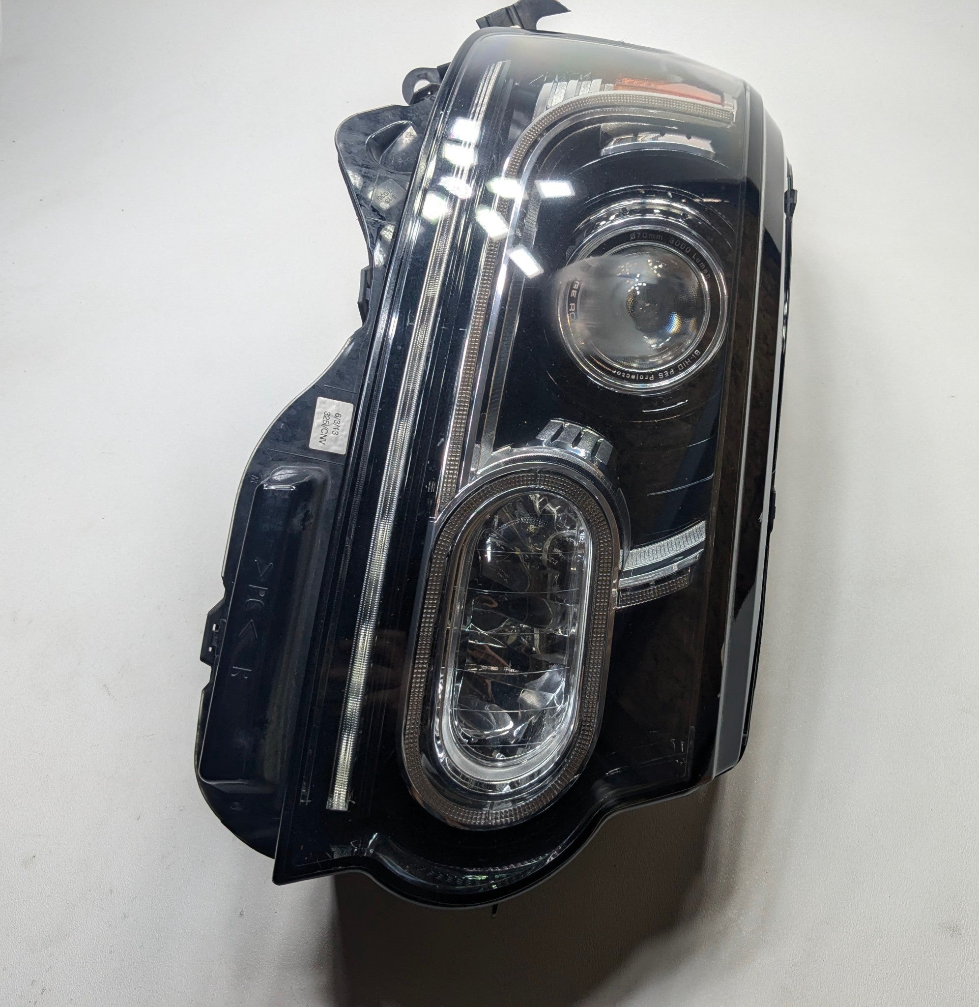 2013 - 2017 OEM LAND ROVER RANGE ROVER RIGHT SIDE XENON HID ADAPTIVE HEADLIGHT