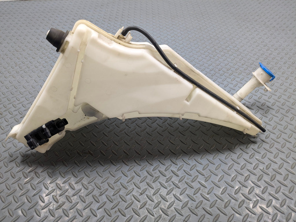 2013 - 2017 OEM LAND ROVER RANGE ROVER WINDSHIELD WASHER RESERVOIR TANK BOTTLE