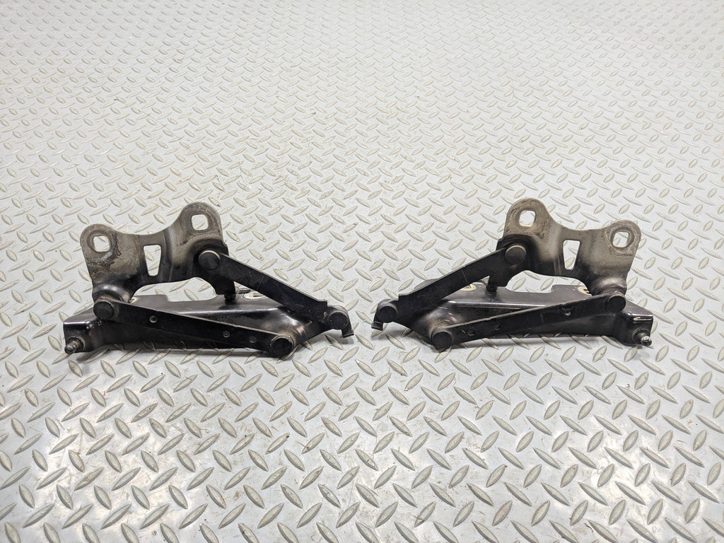 2013 - 2017 OEM LAND ROVER RANGE ROVER FRONT LEFT AND RIGHT HOOD HINGES PAIR SET