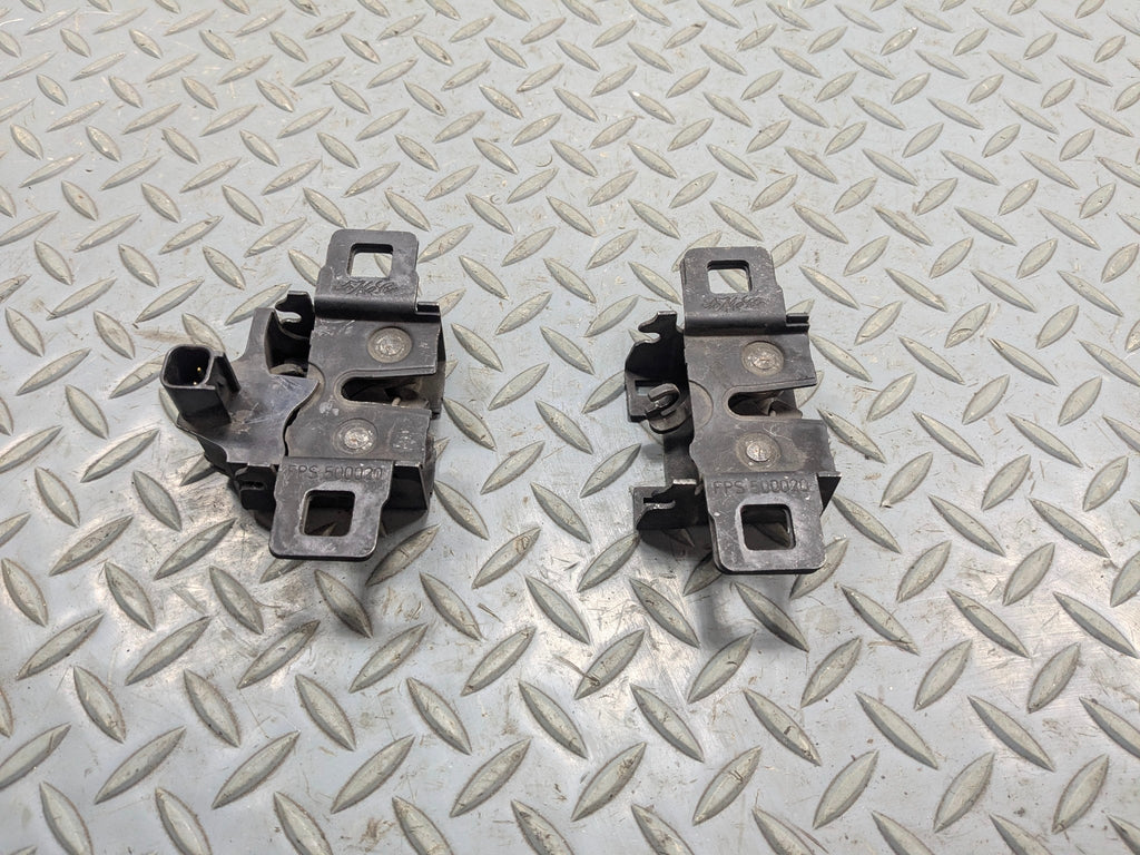 2013 - 2017 OEM LAND ROVER RANGE ROVER LEFT AND RIGHT SIDE HOOD LATCH LOCK SET