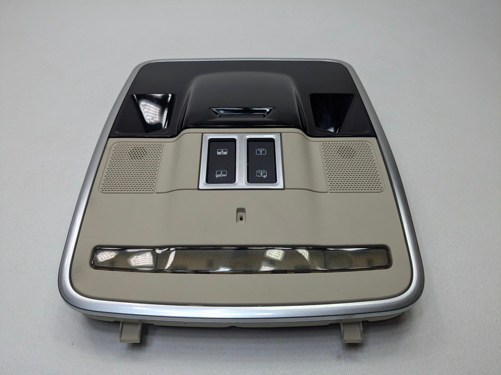 13 - 17 OEM LAND ROVER RANGE ROVER FRONT UPPER OVERHEAD ROOF INTERIOR DOME LIGHT