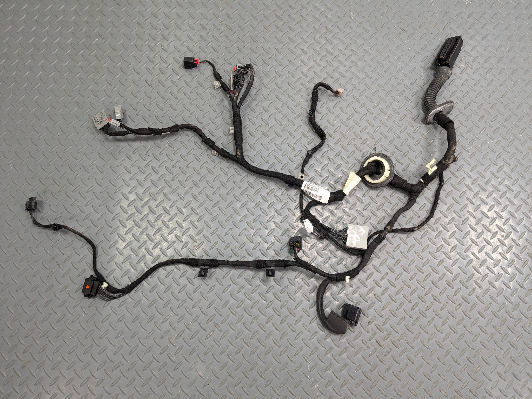 2013 - 2017 OEM LAND ROVER RANGE ROVER FRONT RIGHT SIDE DOOR WIRE HARNESS