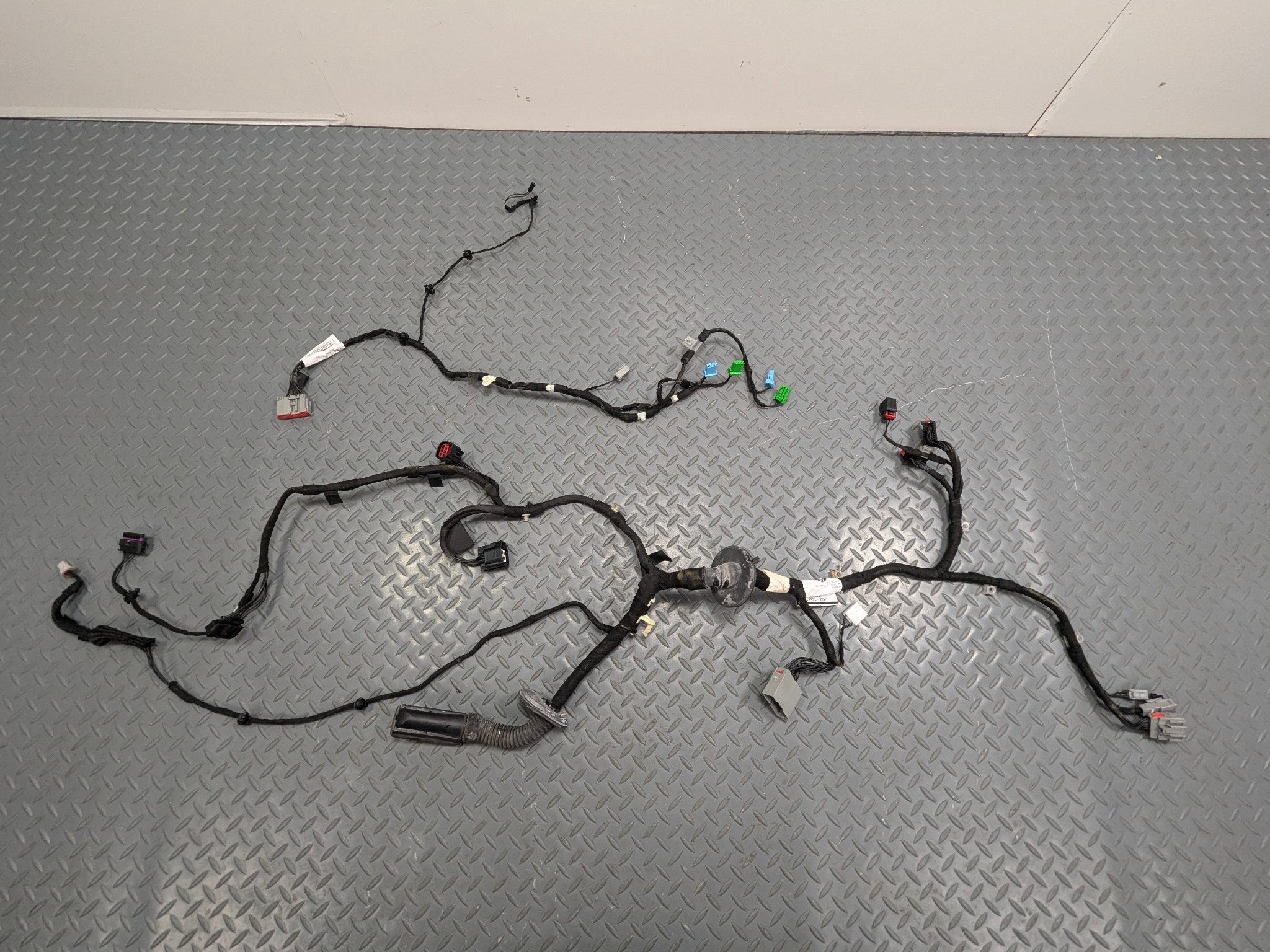 2013 - 2017 OEM LAND ROVER RANGE ROVER FRONT LEFT SIDE DOOR WIRE HARNESS