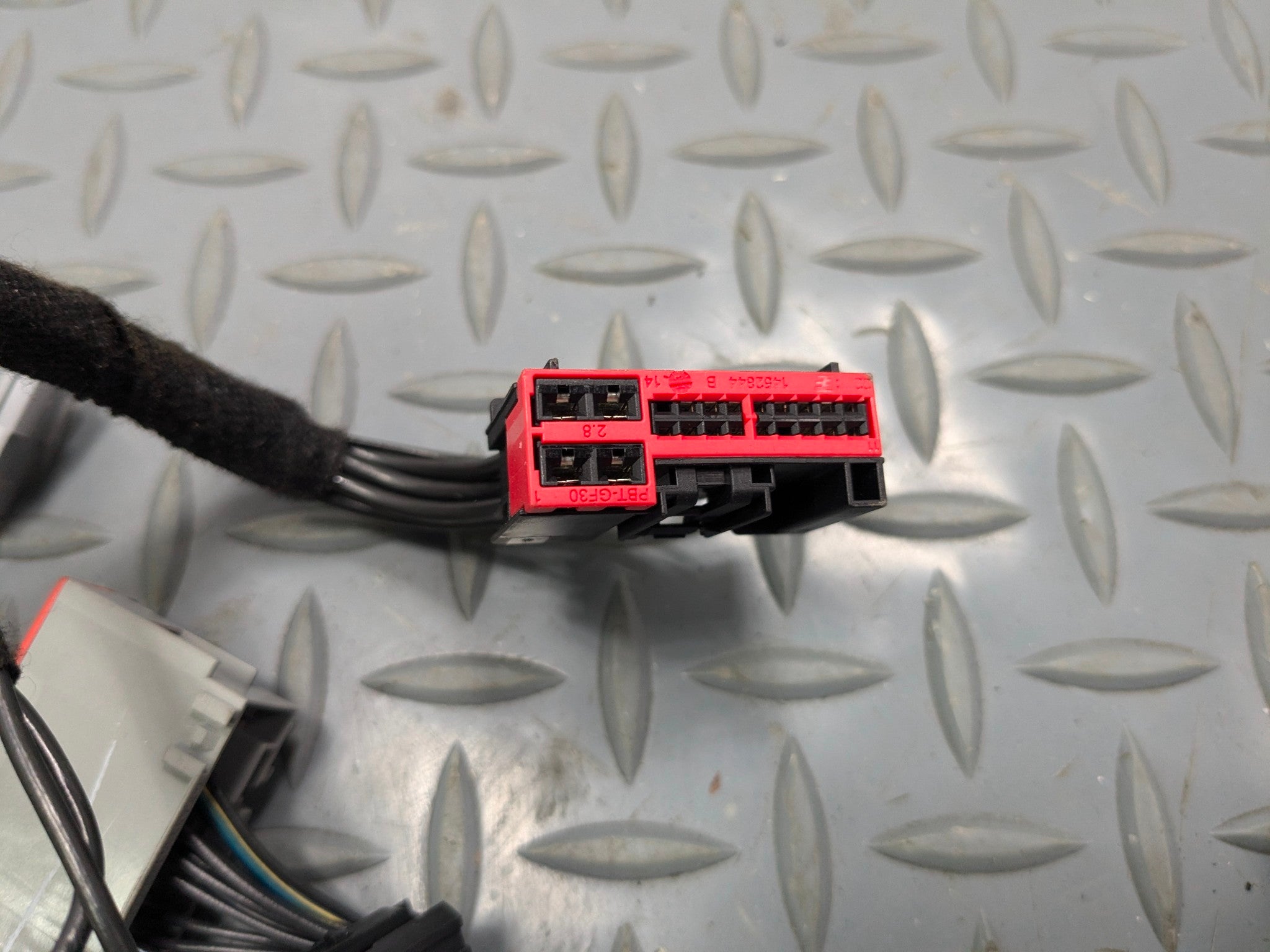 2013 - 2017 OEM LAND ROVER RANGE ROVER REAR RIGHT SIDE DOOR WIRE HARNESS