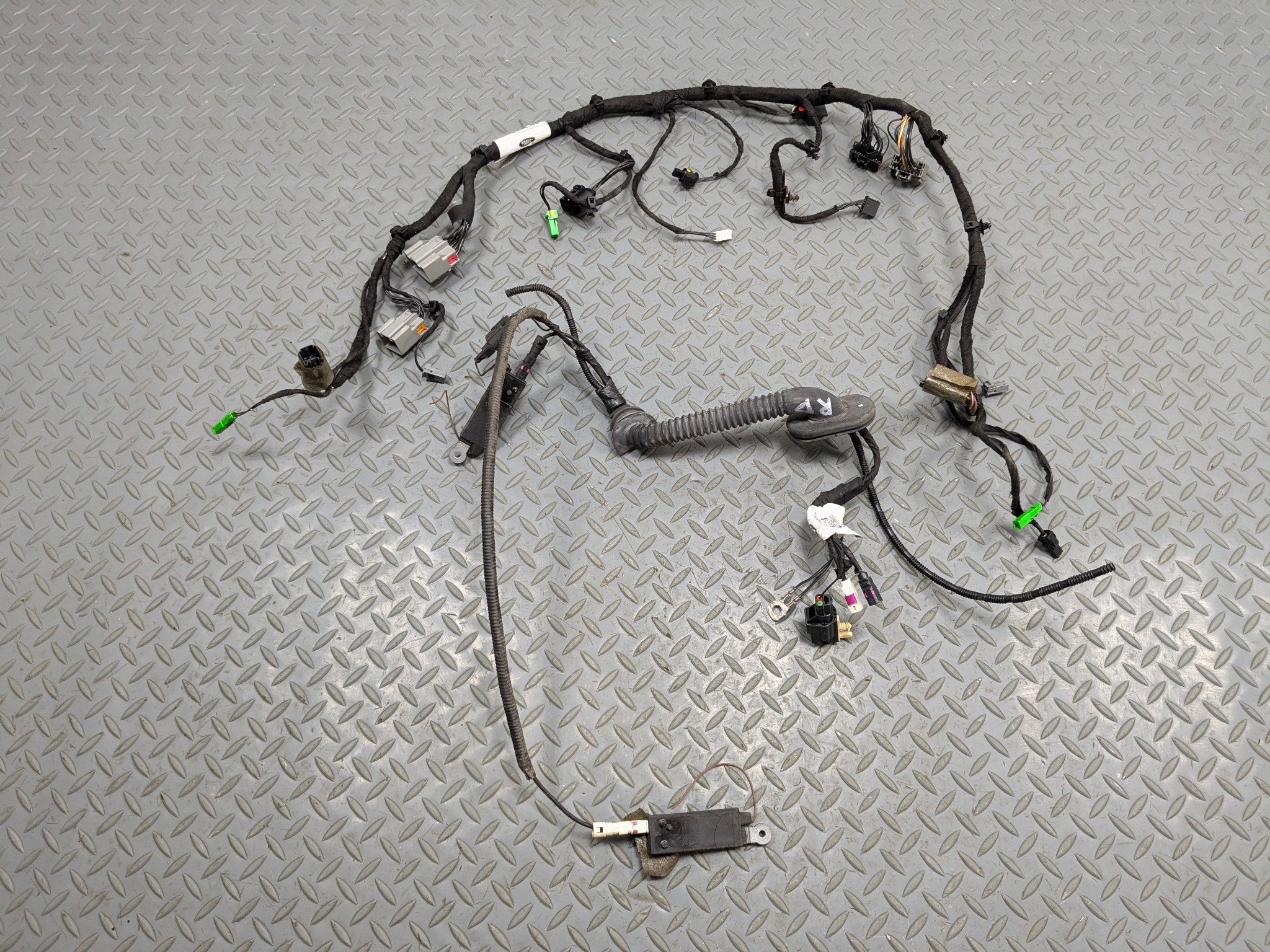2013 - 2017 OEM LAND ROVER RANGE ROVER REAR TAILGATE LIFTGATE WIRE HARNESS