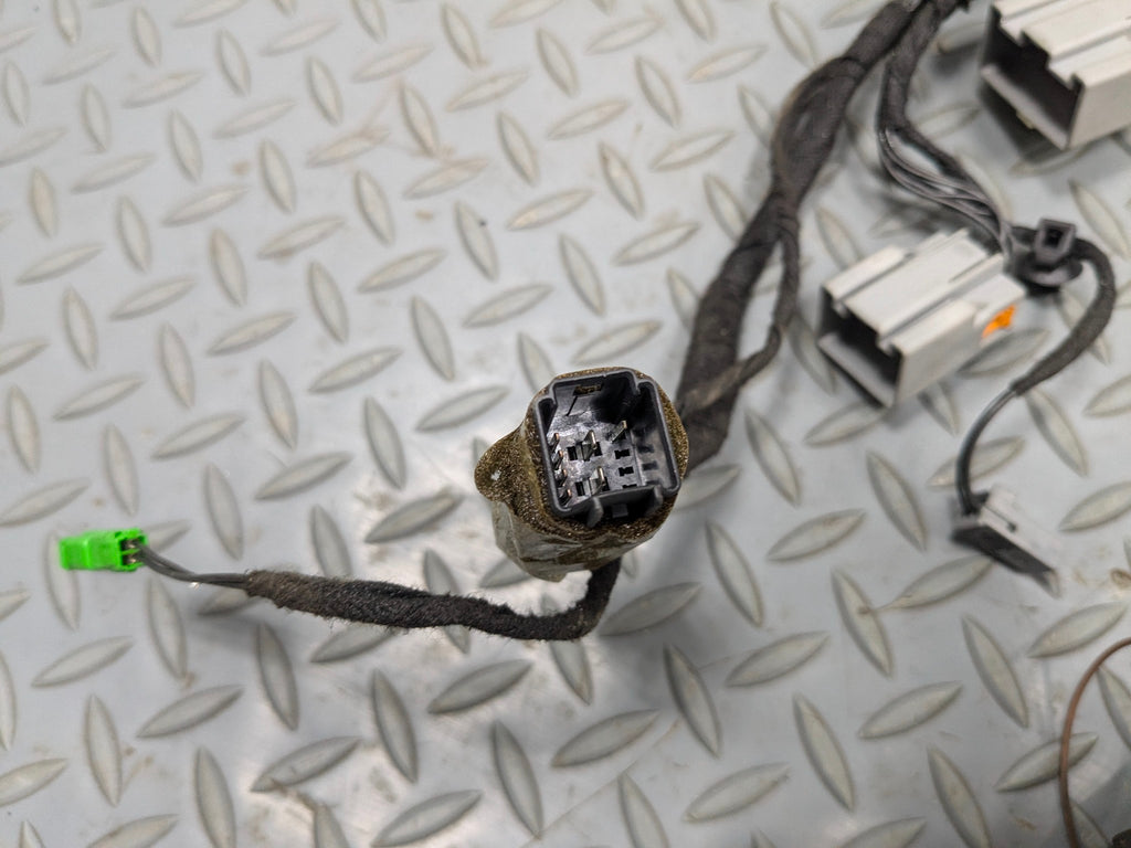 2013 - 2017 OEM LAND ROVER RANGE ROVER REAR TAILGATE LIFTGATE WIRE HARNESS