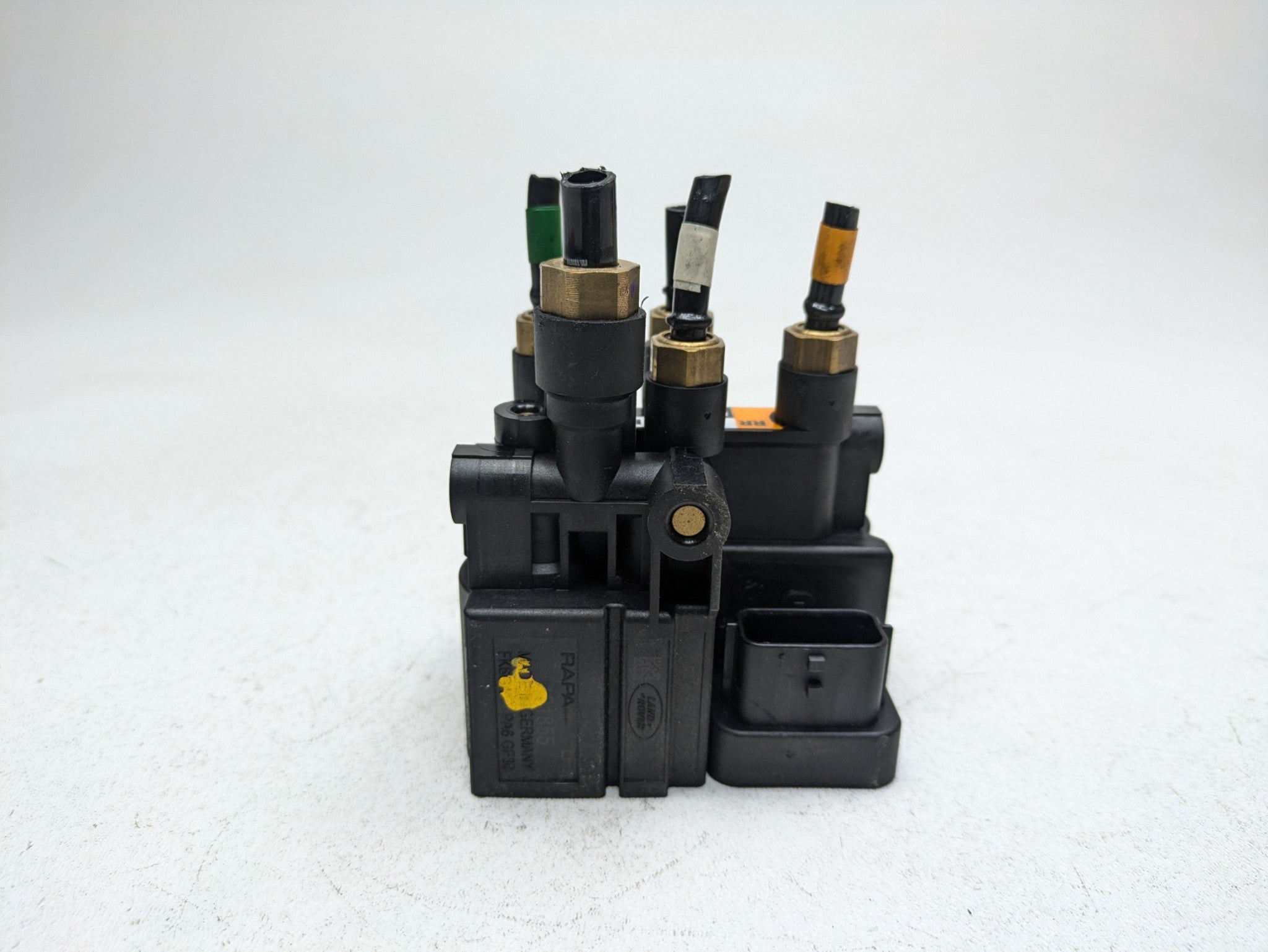 2013 -2017 OEM LAND ROVER RANGE ROVER REAR AIR SUSPENSION CONTROL VALVE ASSEMBLY