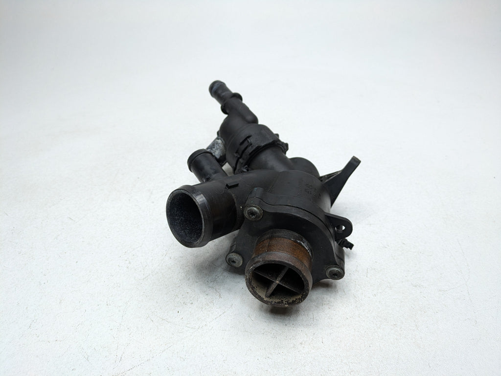 2013 - 2017 OEM LAND ROVER RANGE ROVER ENGINE WATER COOLANT THERMOSTAT HOUSING