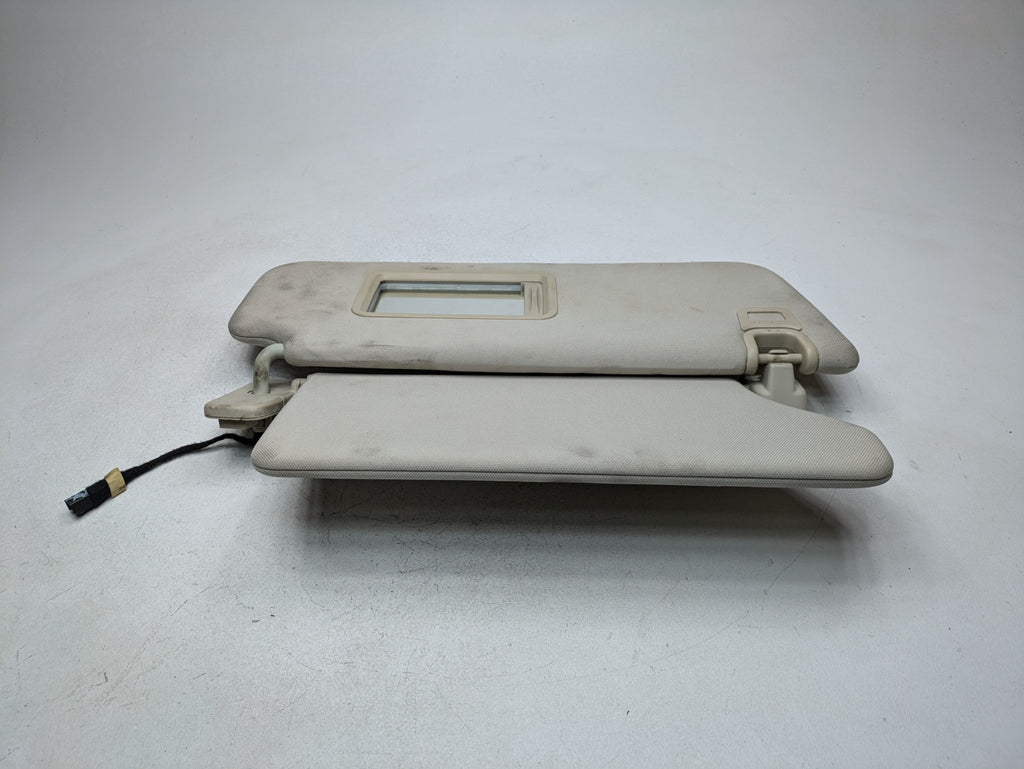 13 - 17 OEM LAND ROVER RANGE ROVER RIGHT PASSENGER SIDE UPPER INTERIOR SUN VISOR