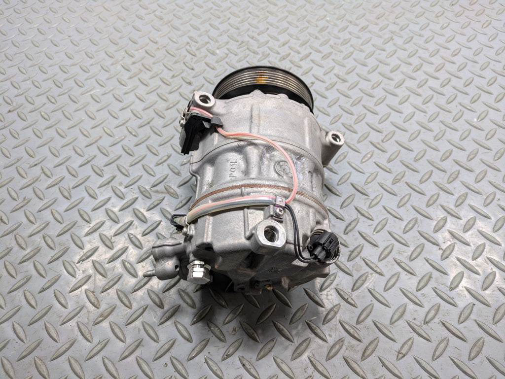 13 - 17 OEM LAND ROVER RANGE ROVER ENGINE AIR CONDITIONING COMPRESSOR ASSEMBLY