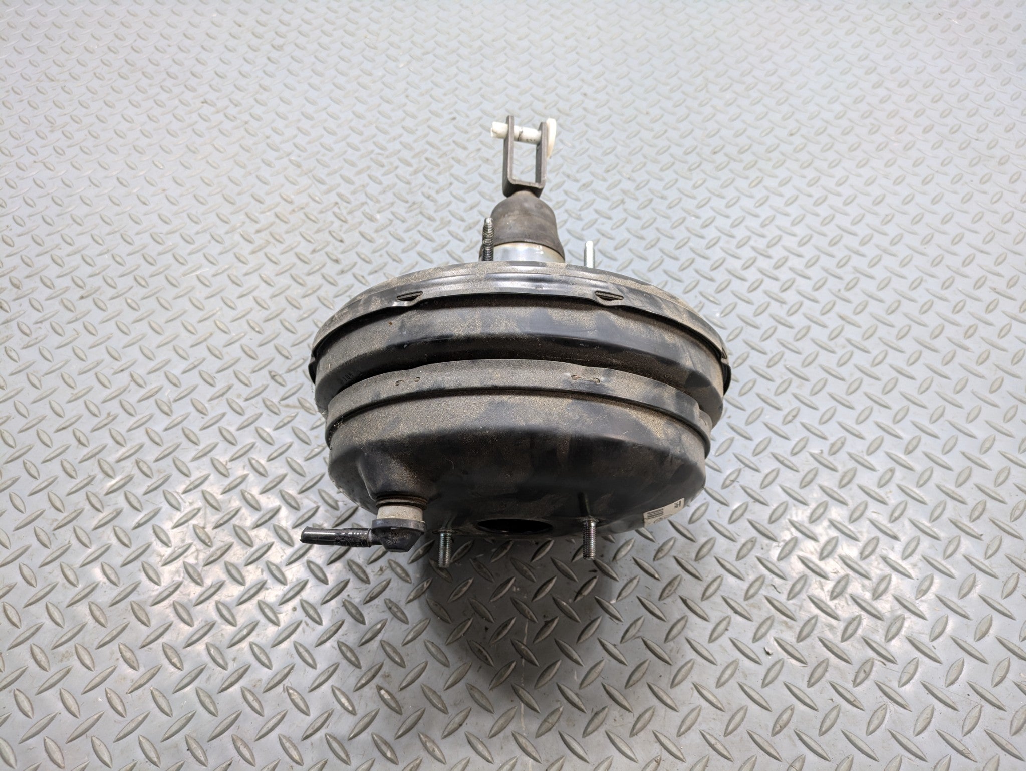 2013 - 2017 OEM LAND ROVER RANGE ROVER POWER BRAKE BOOSTER ASSEMBLY