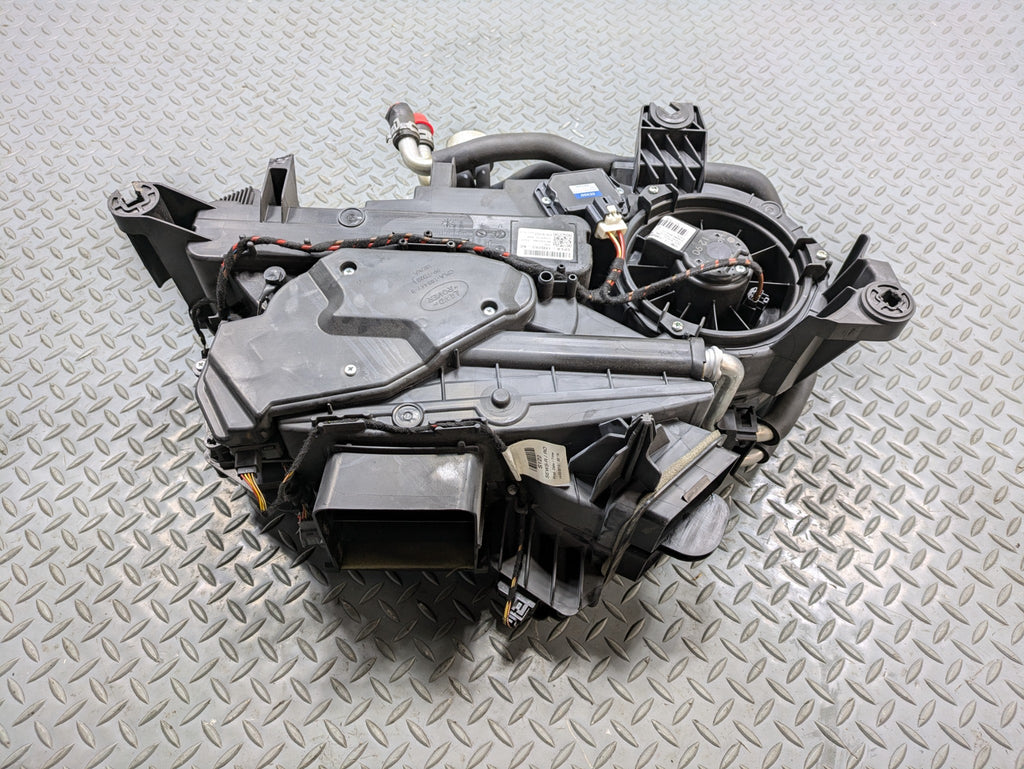 13 - 17 OEM LAND ROVER RANGE ROVER REAR CLIMATE HEATER BLOWER HOUSING ASSEMBLY