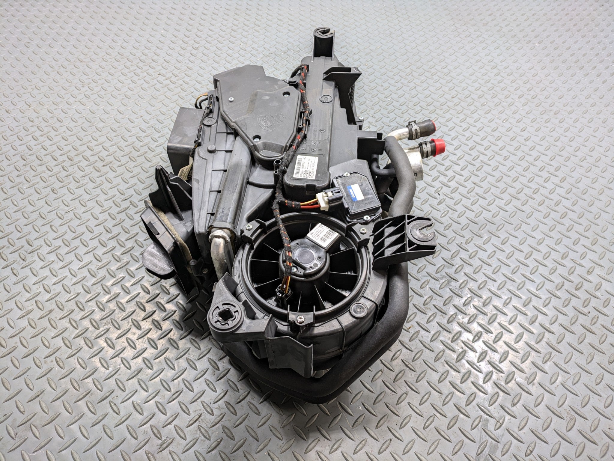 13 - 17 OEM LAND ROVER RANGE ROVER REAR CLIMATE HEATER BLOWER HOUSING ASSEMBLY