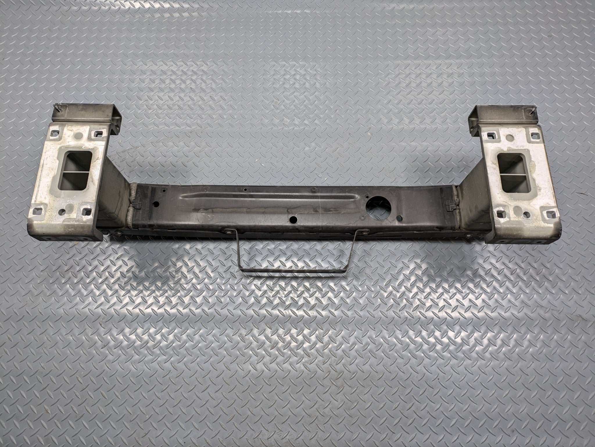 2013 - 2017 OEM LAND ROVER RANGE ROVER FRONT BUMPER REINFORCEMENT IMPACT BAR