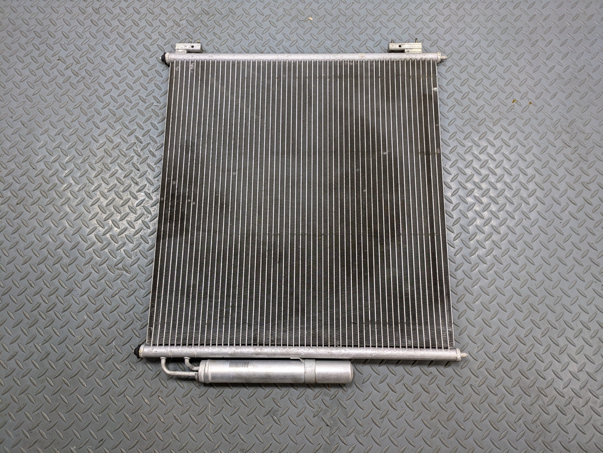 13 - 17 OEM LAND ROVER RANGE ROVER AIR CONDITIONING CONDENSER RADIATOR ASSEMBLY