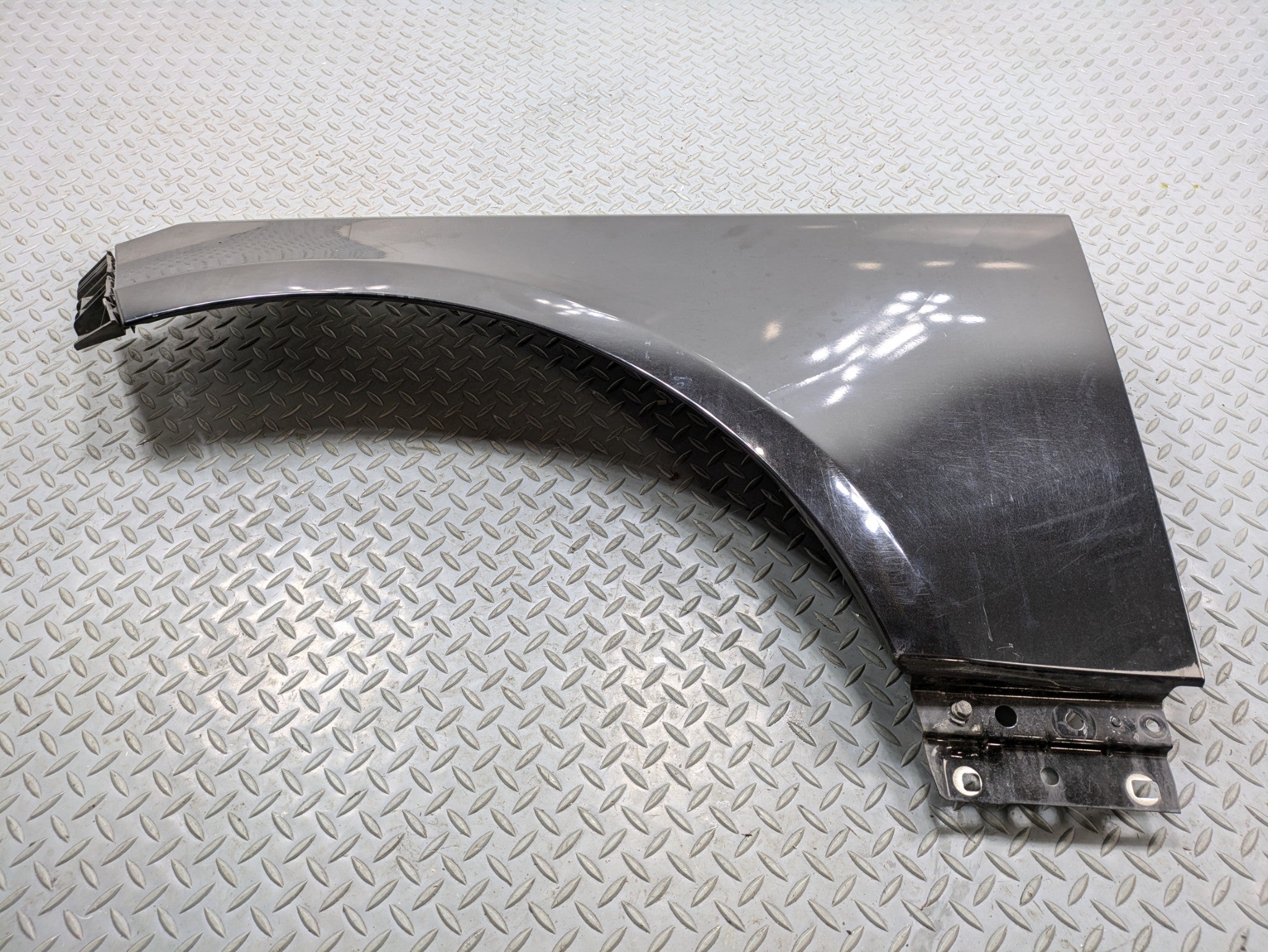 2013 - 2017 OEM LAND ROVER RANGE ROVER FRONT LEFT SIDE FENDER COVER PANEL BLACK