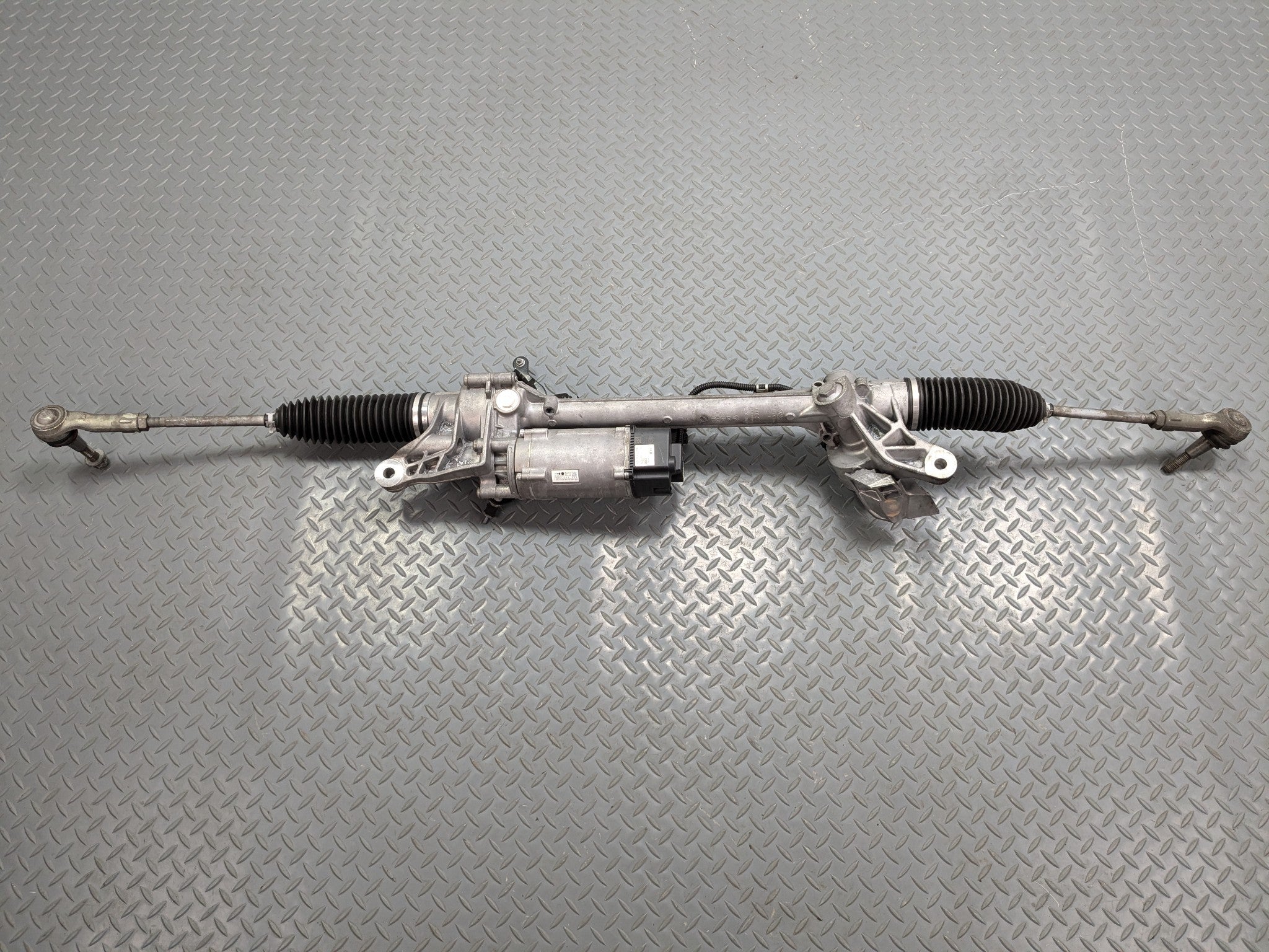 2013 - 2017 OEM LAND ROVER RANGE ROVER ELECTRIC STEERING GEAR RACK AND PINION