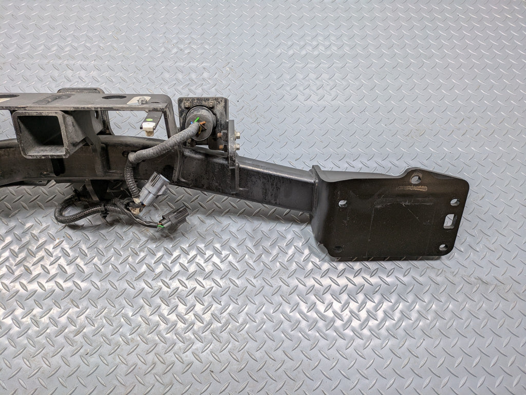 2013 - 2017 OEM LAND ROVER RANGE ROVER REAR BUMPER TOWING TRAILER HITCH ASSEMBLY