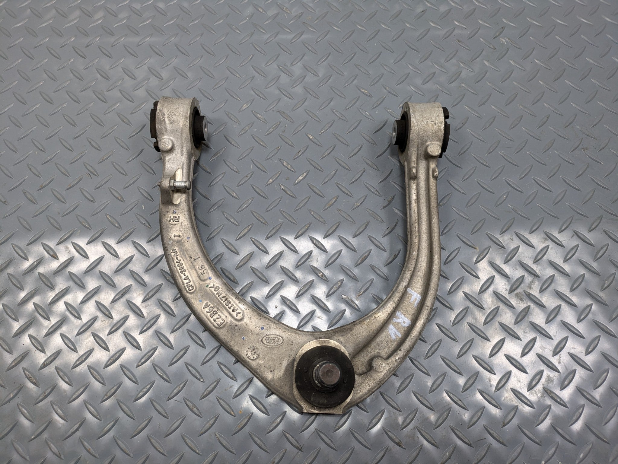 2013 - 2017 OEM LAND ROVER RANGE ROVER FRONT RIGHT SIDE UPPER CONTROL ARM