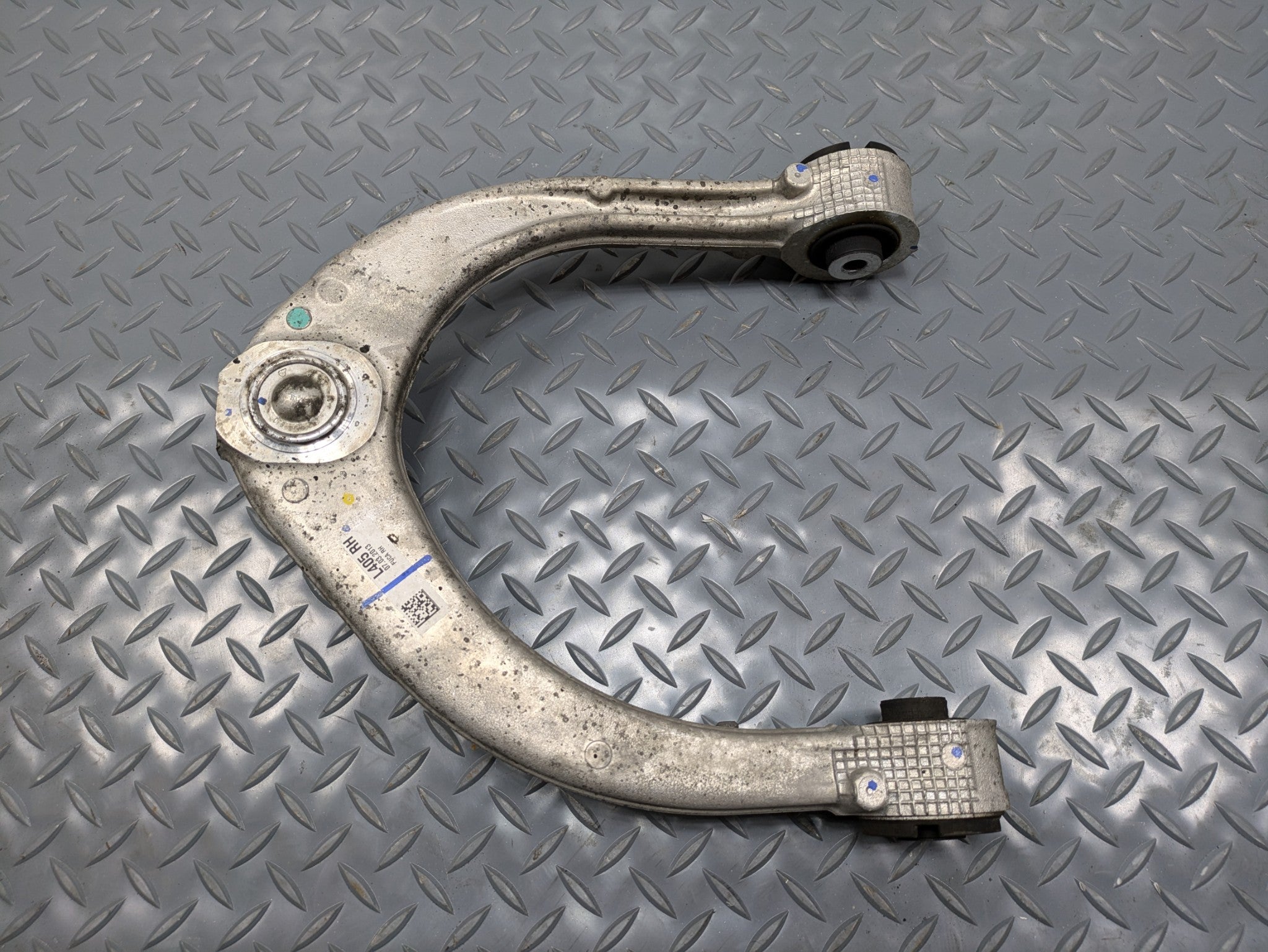2013 - 2017 OEM LAND ROVER RANGE ROVER FRONT RIGHT SIDE UPPER CONTROL ARM