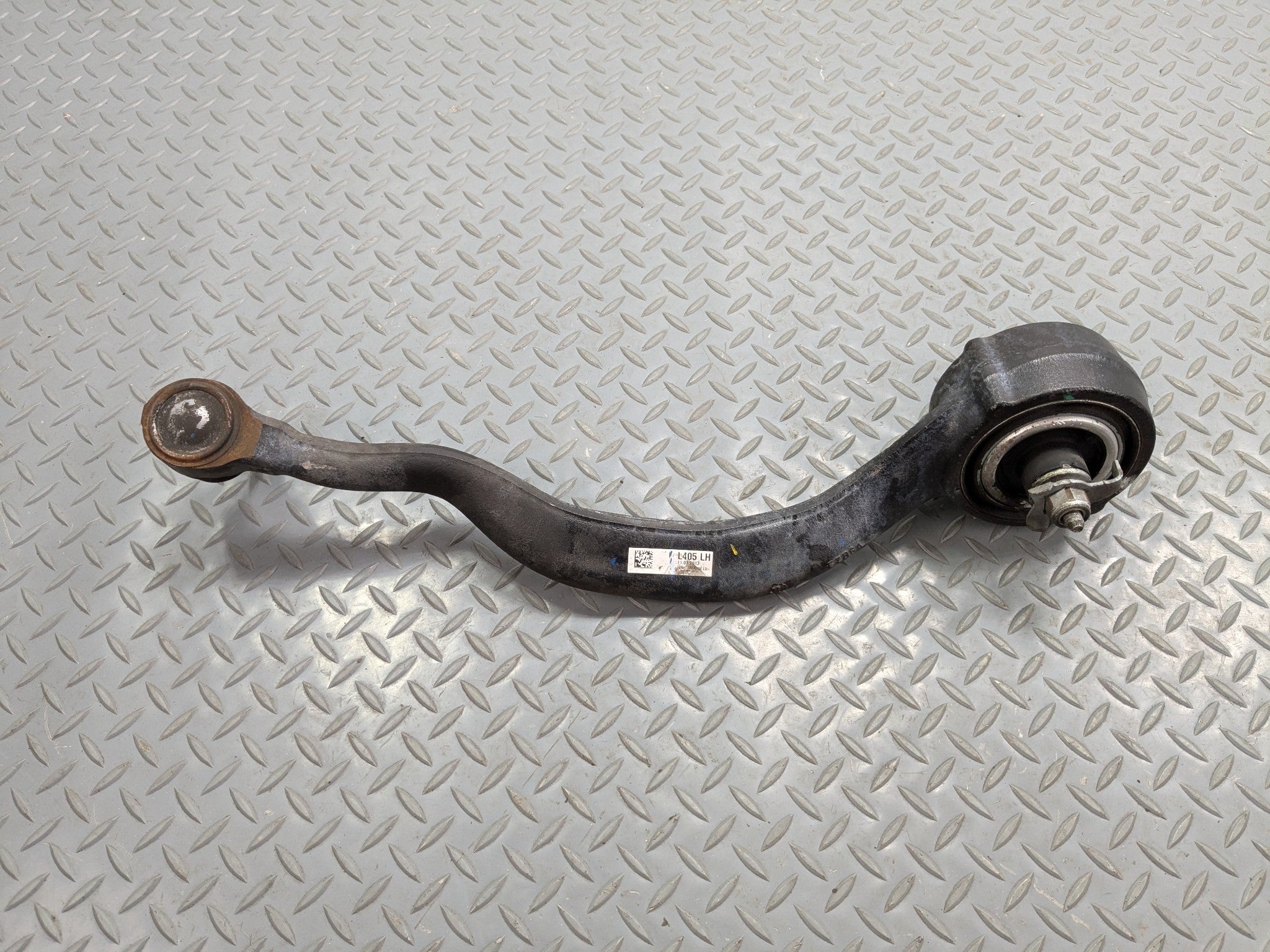 2013 - 2017 OEM LAND ROVER RANGE ROVER FRONT LEFT SIDE FORWARD LOWER CONTROL ARM