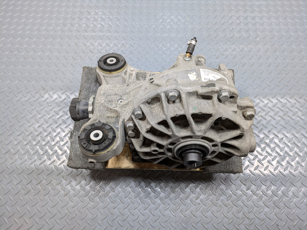 2013 - 2017 OEM LAND ROVER RANGE ROVER REAR DIFFERENTIAL AXLE CARRIER ASSEMBLY