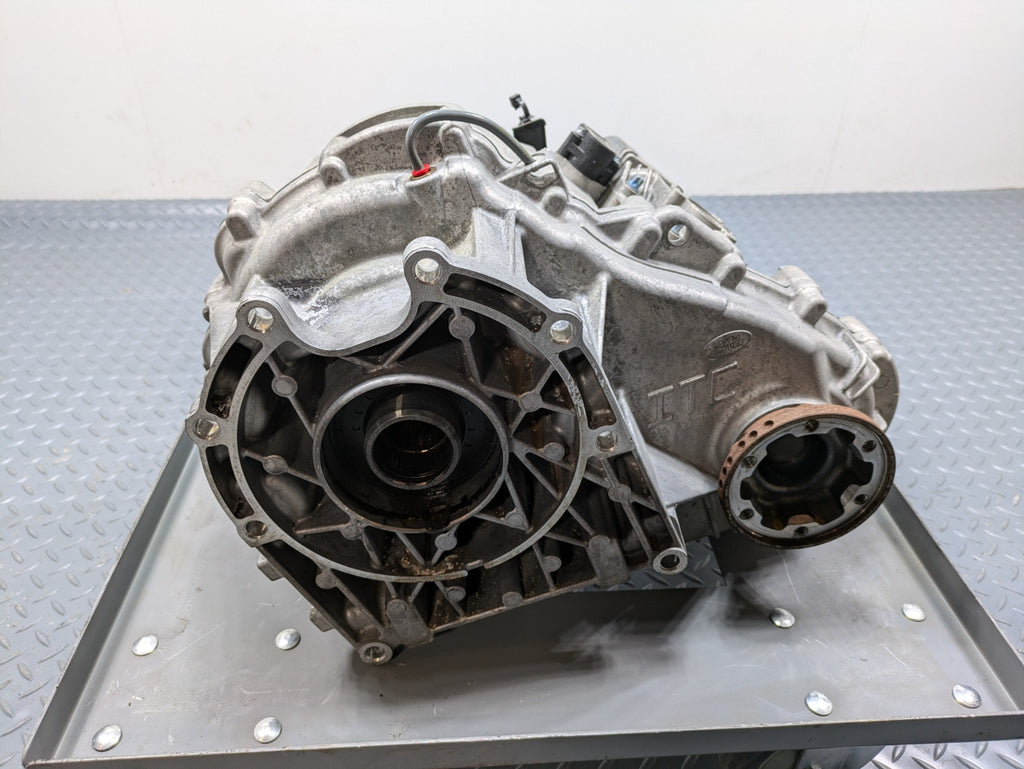 2013 - 2017 OEM LAND ROVER RANGE ROVER TRANSFER CASE BOX ASSEMBLY