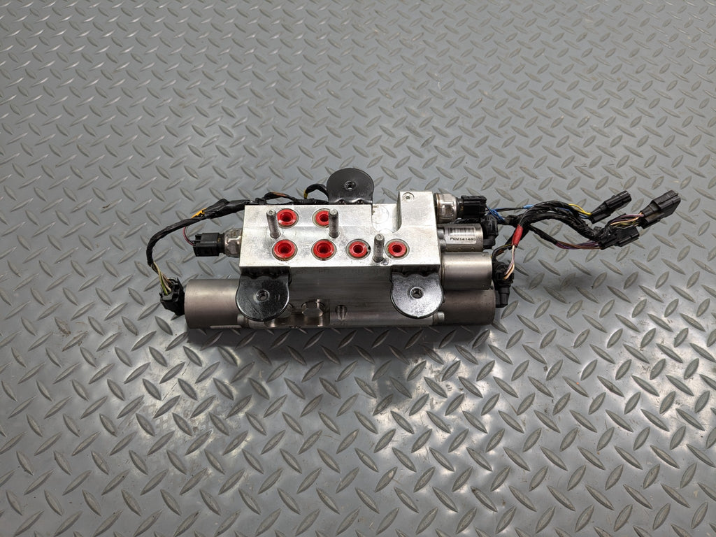 13 - 17 OEM LAND ROVER RANGE ROVER SUSPENSION STABILIZER HYDRAULIC VALVE BLOCK