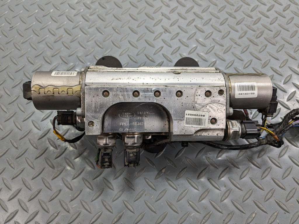 13 - 17 OEM LAND ROVER RANGE ROVER SUSPENSION STABILIZER HYDRAULIC VALVE BLOCK