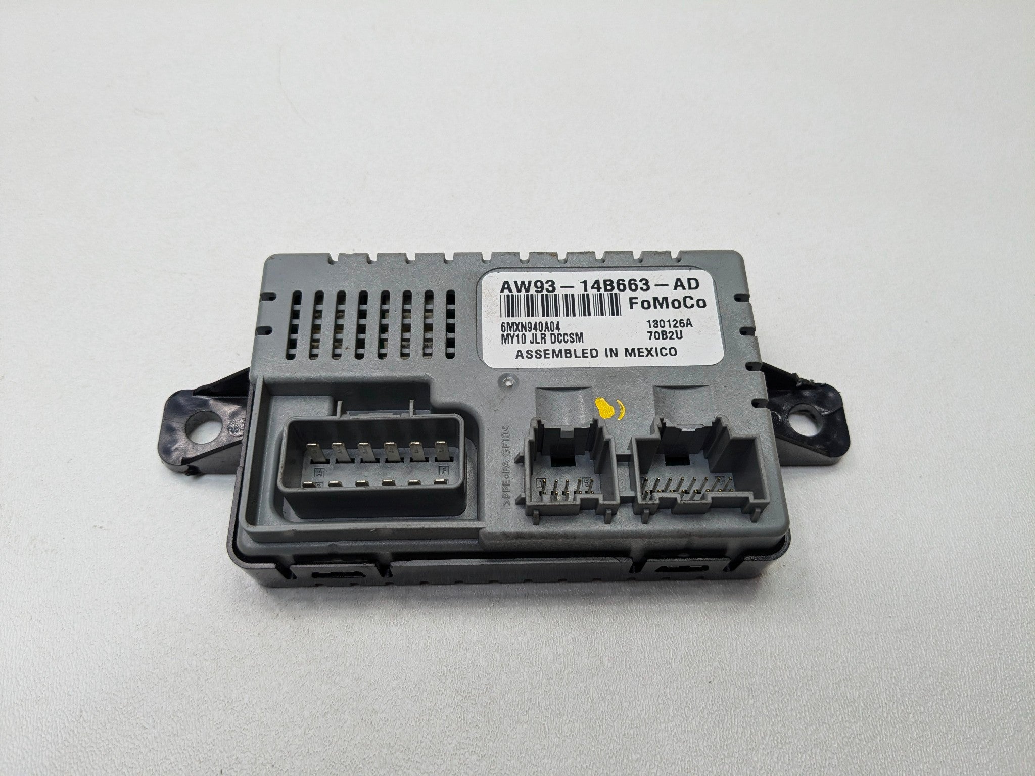 2013 - 2017 OEM LAND ROVER RANGE ROVER SEAT HEATER CONTROL MODULE UNIT