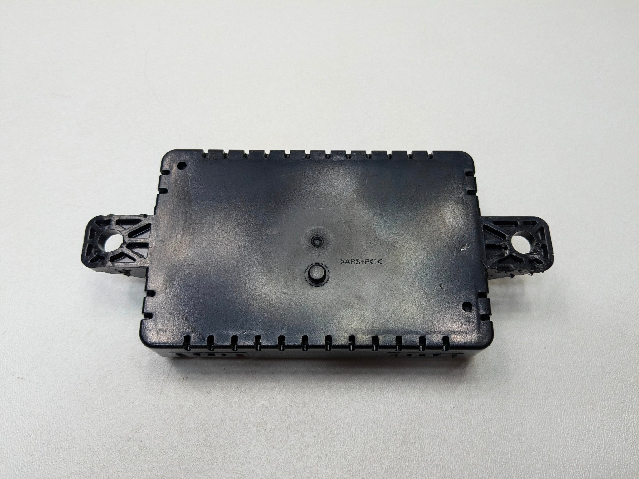 2013 - 2017 OEM LAND ROVER RANGE ROVER SEAT HEATER CONTROL MODULE UNIT