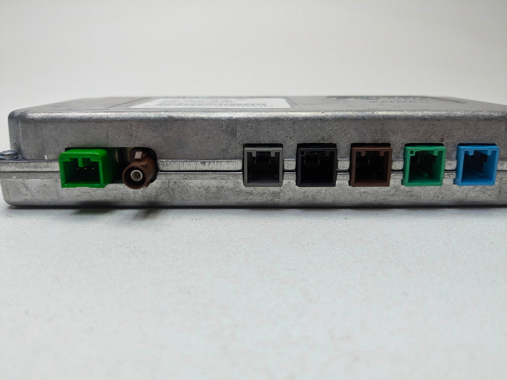 2013 - 2017 OEM LAND ROVER RANGE ROVER SURROUND VIEW CAMERA CONTROL MODULE UNIT