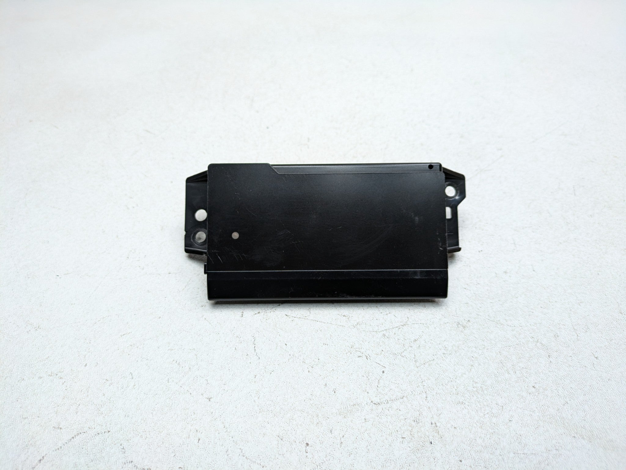 2013 - 2017 OEM LAND ROVER RANGE ROVER FRONT LEFT TOUCH SCREEN CONTROL MODULE