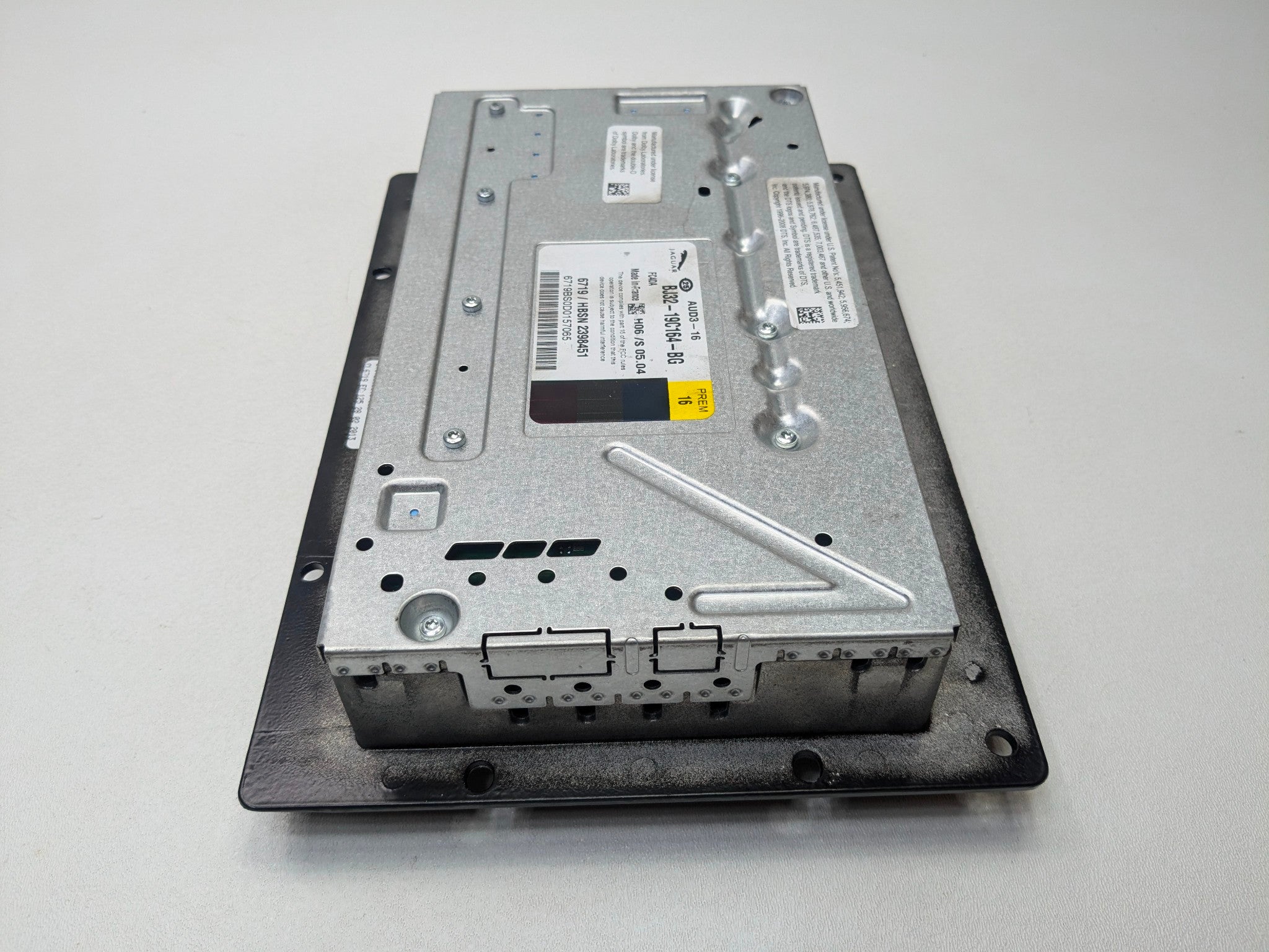 2013 - 2017 OEM LAND RANGE ROVER AUDIO RADIO SPEAKER SOUND SYSTEM AMPLIFIER