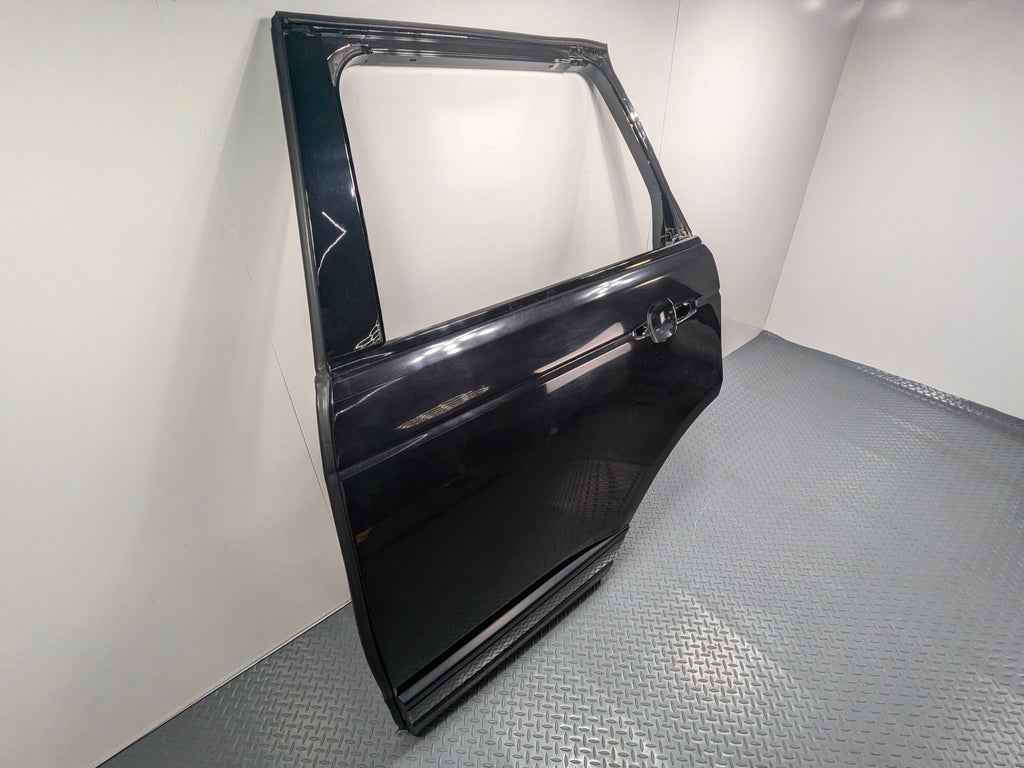 2013 - 2017 OEM LAND ROVER RANGE ROVER REAR LEFT SIDE DOOR SHELL PANEL BLACK