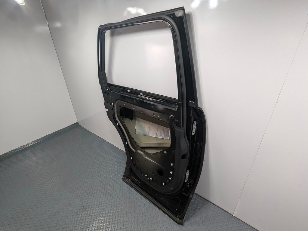 2013 - 2017 OEM LAND ROVER RANGE ROVER REAR LEFT SIDE DOOR SHELL PANEL BLACK