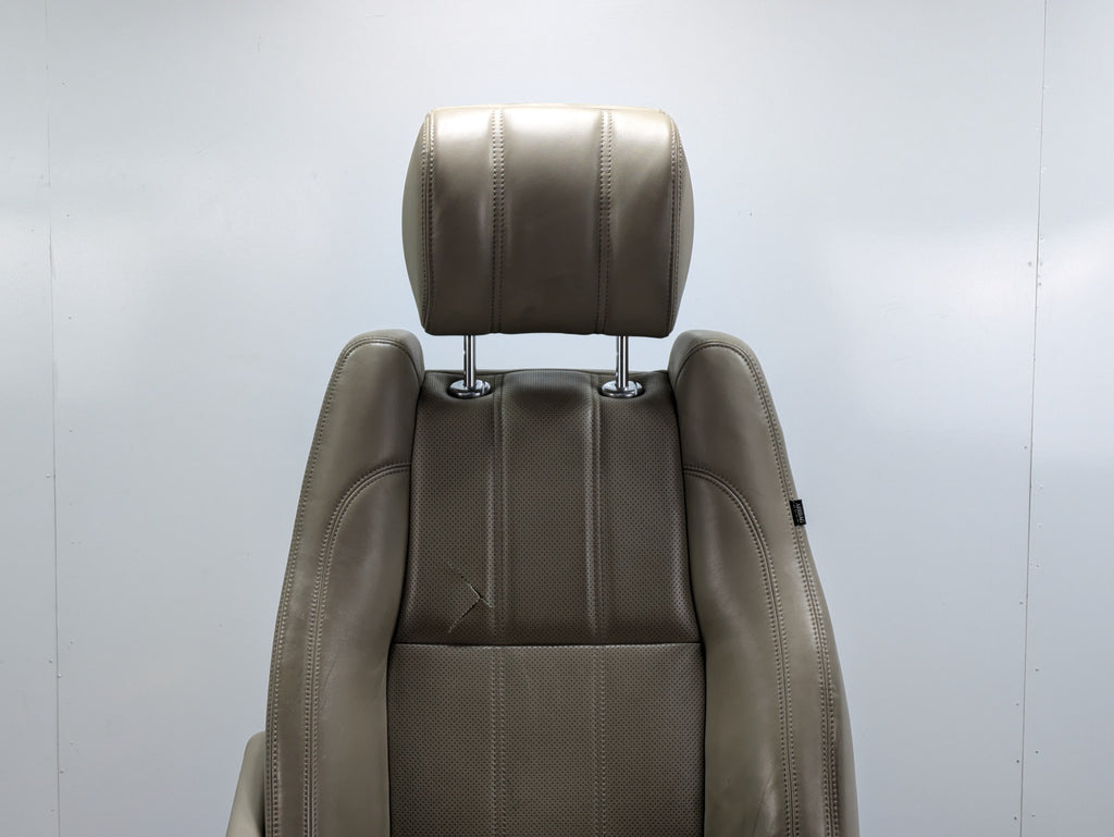 13 - 17 OEM LAND ROVER RANGE ROVER FRONT LEFT SIDE SEAT WITH HEADREST ASSEMBLY