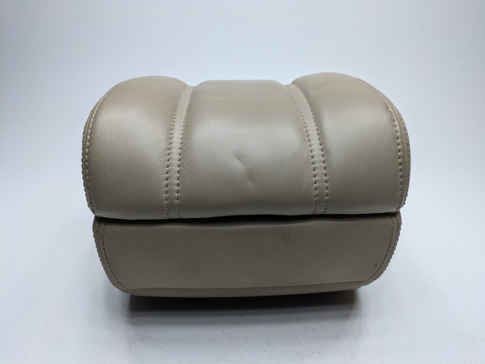 2013 - 2017 OEM LAND ROVER RANGE ROVER FRONT RIGHT SIDE SEAT HEADREST ASSEMBLY